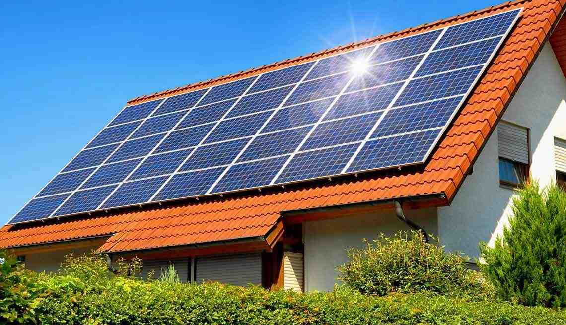 How much do solar panels cost to install per square foot?