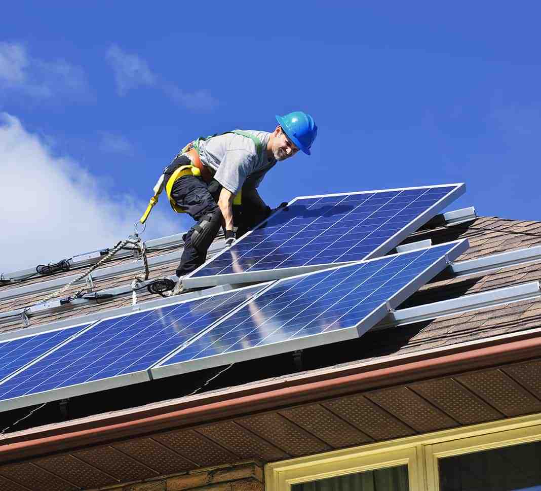 What is the cost of a 320 watt solar panel?