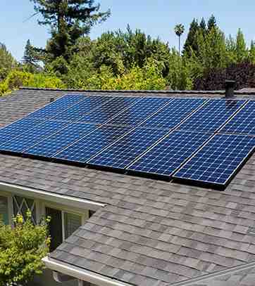 How can I get free solar panels from the government?